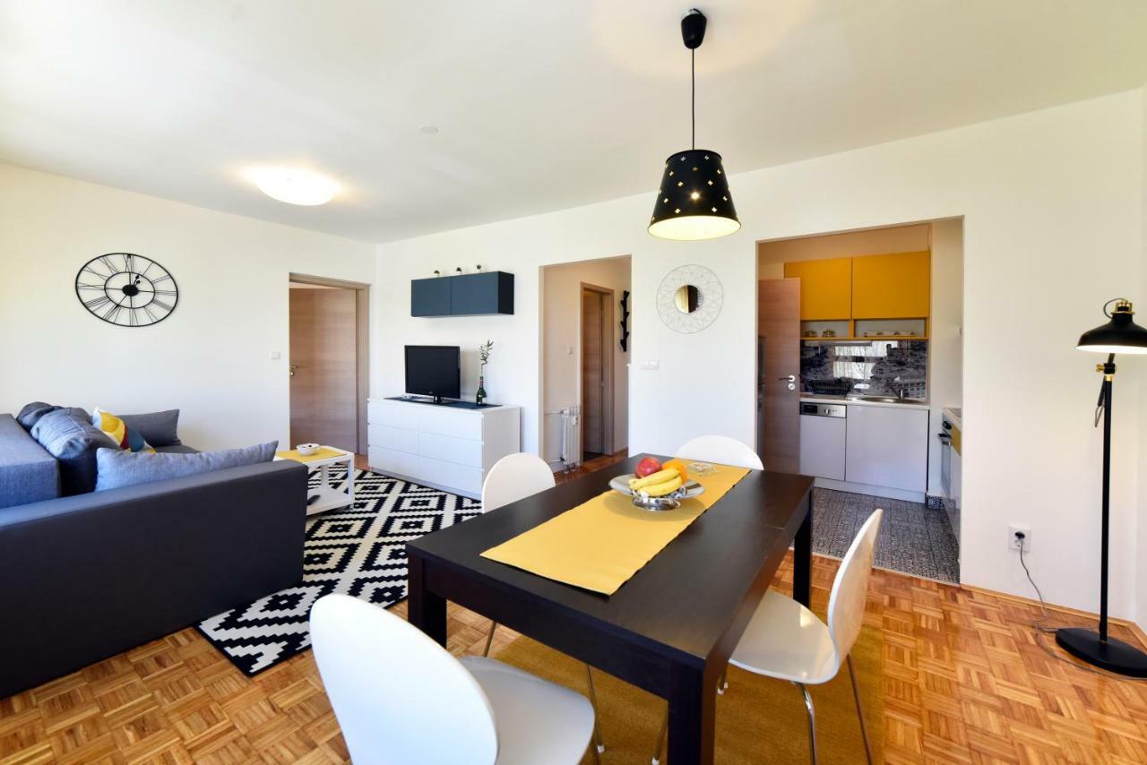 Apartment Place4U 자그레브 외부 사진